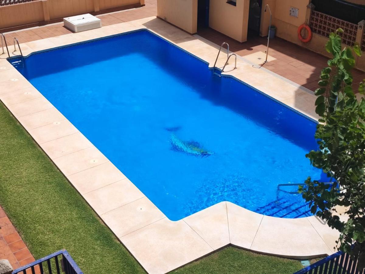 Casa Playa Guadalmar, Beautiful Apartment In Front Of The Sea, Wifi, Ac, Smart Tv, Private Parking Málaga Exterior foto