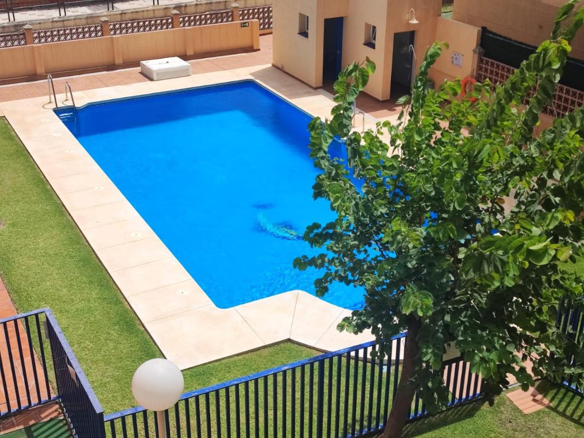 Casa Playa Guadalmar, Beautiful Apartment In Front Of The Sea, Wifi, Ac, Smart Tv, Private Parking Málaga Exterior foto