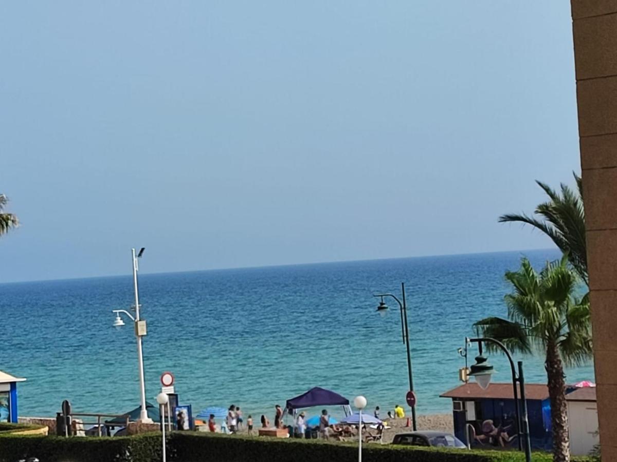 Casa Playa Guadalmar, Beautiful Apartment In Front Of The Sea, Wifi, Ac, Smart Tv, Private Parking Málaga Exterior foto